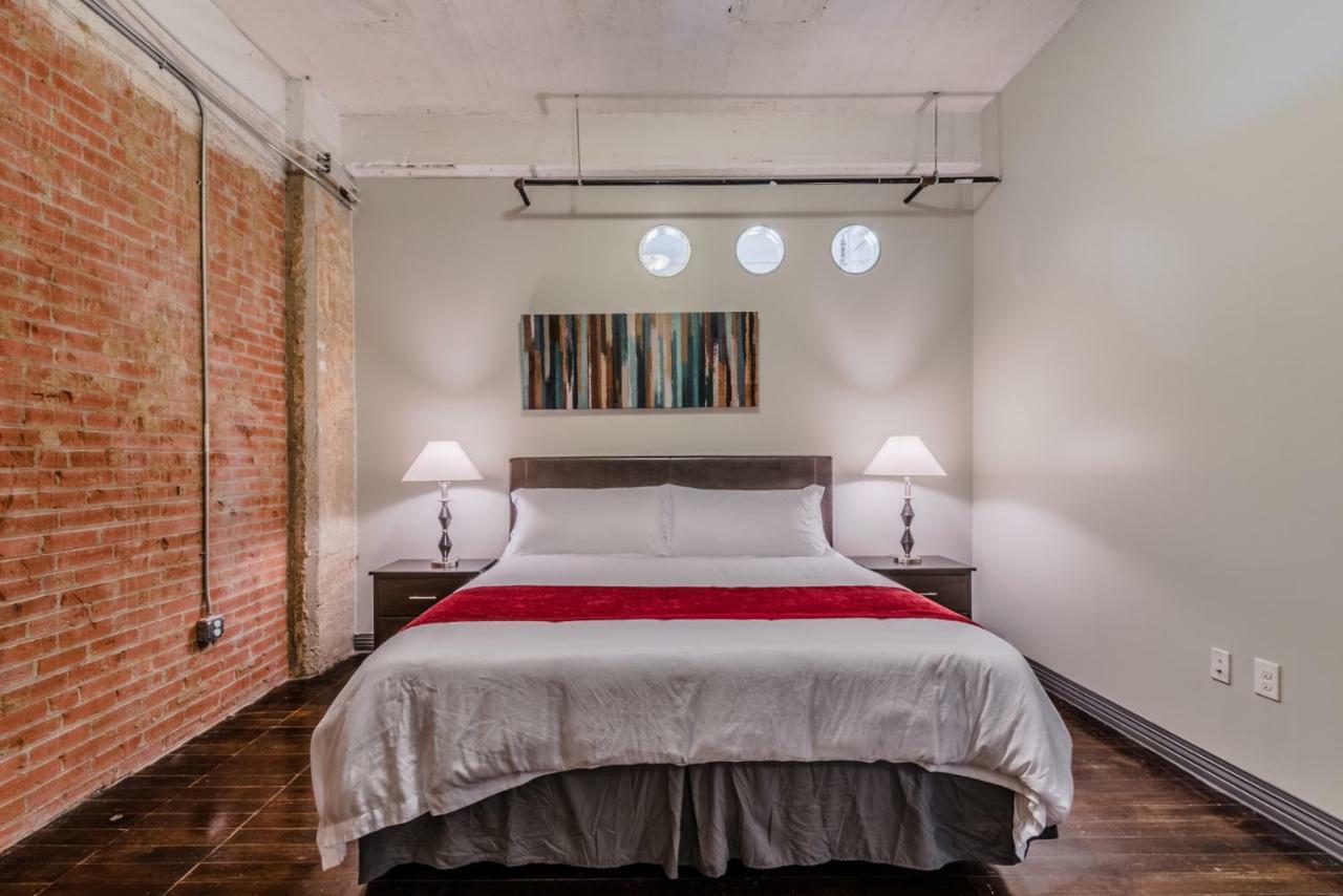 Regal Stays Corporate Apartments - Downtown ダラス エクステリア 写真
