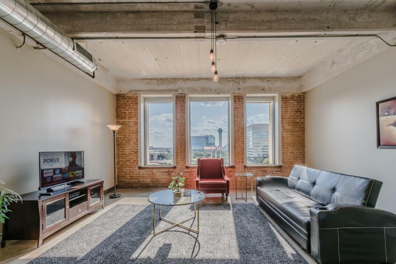 Regal Stays Corporate Apartments - Downtown ダラス エクステリア 写真