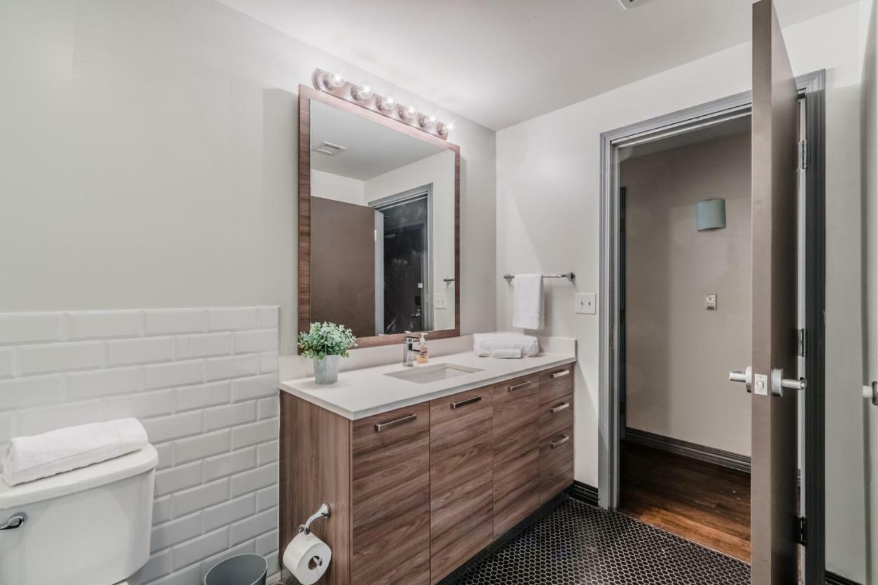 Regal Stays Corporate Apartments - Downtown ダラス エクステリア 写真