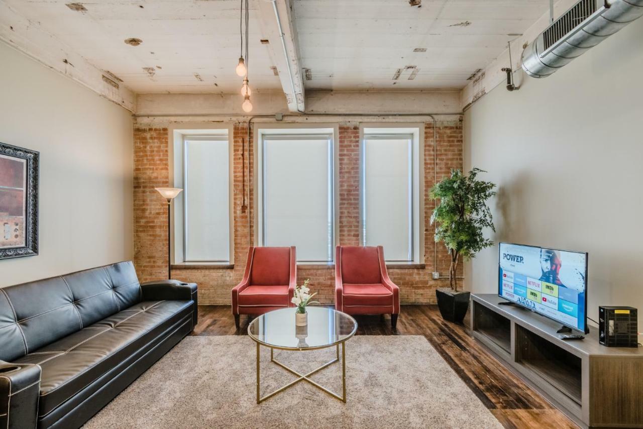 Regal Stays Corporate Apartments - Downtown ダラス エクステリア 写真