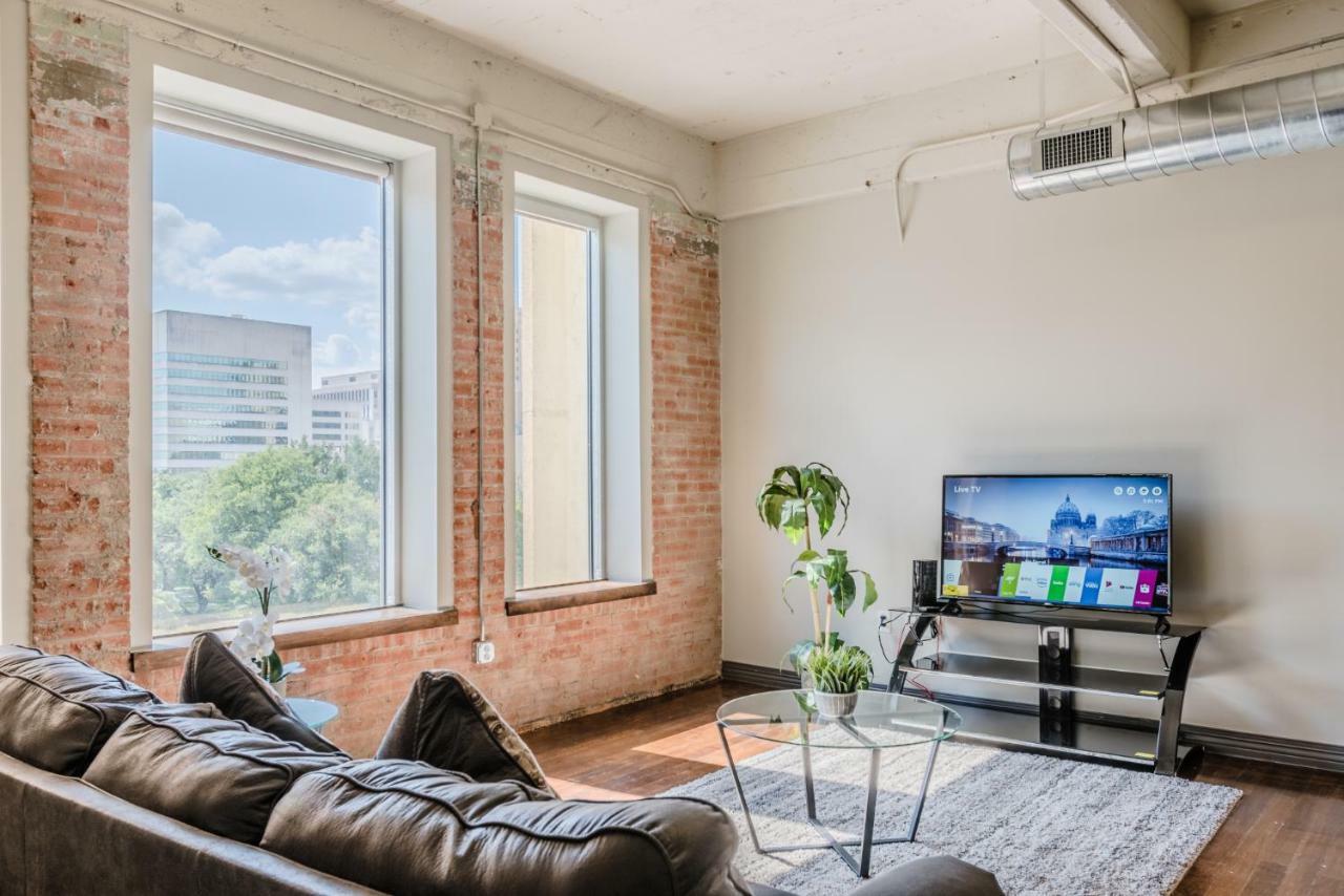 Regal Stays Corporate Apartments - Downtown ダラス エクステリア 写真