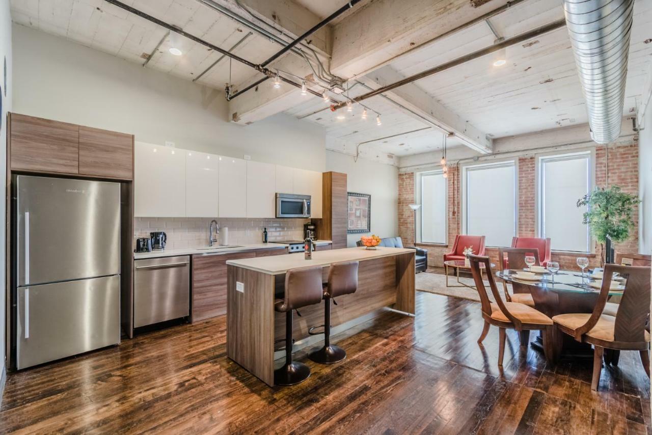 Regal Stays Corporate Apartments - Downtown ダラス エクステリア 写真