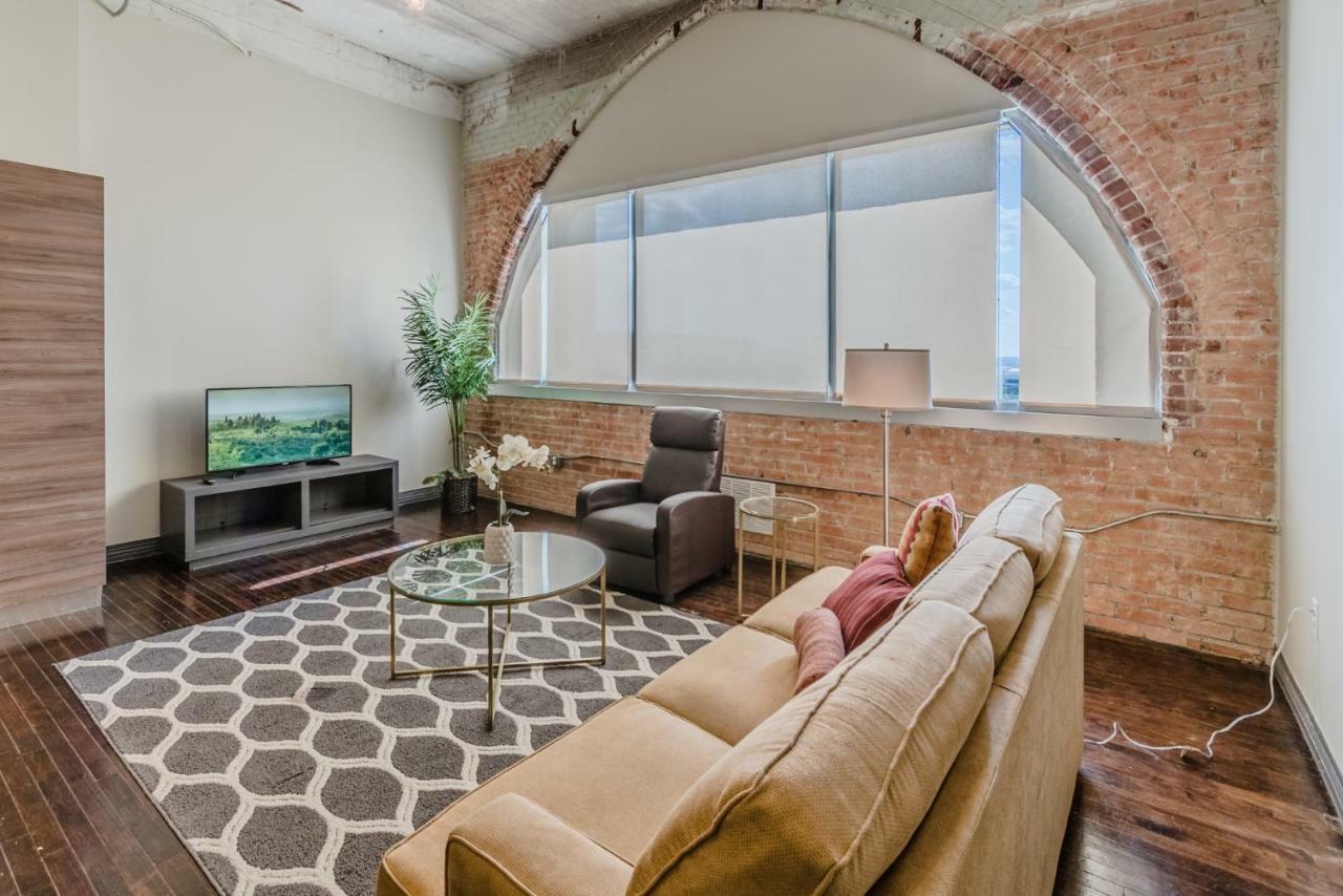 Regal Stays Corporate Apartments - Downtown ダラス エクステリア 写真