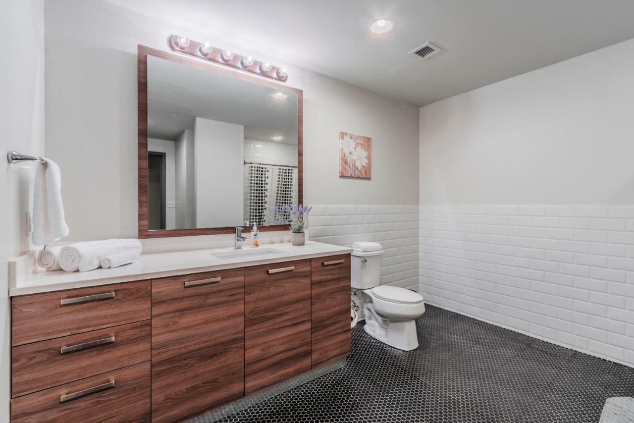 Regal Stays Corporate Apartments - Downtown ダラス エクステリア 写真